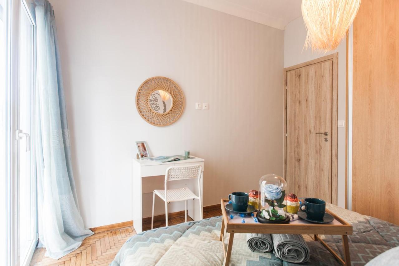 Luxury Seaside Apartment Next To Starbucks Opossite The Beach Park Of Flisvos 雅典 外观 照片